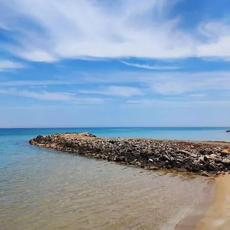 דירה Seaside Escape *